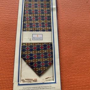 Tie in original packing